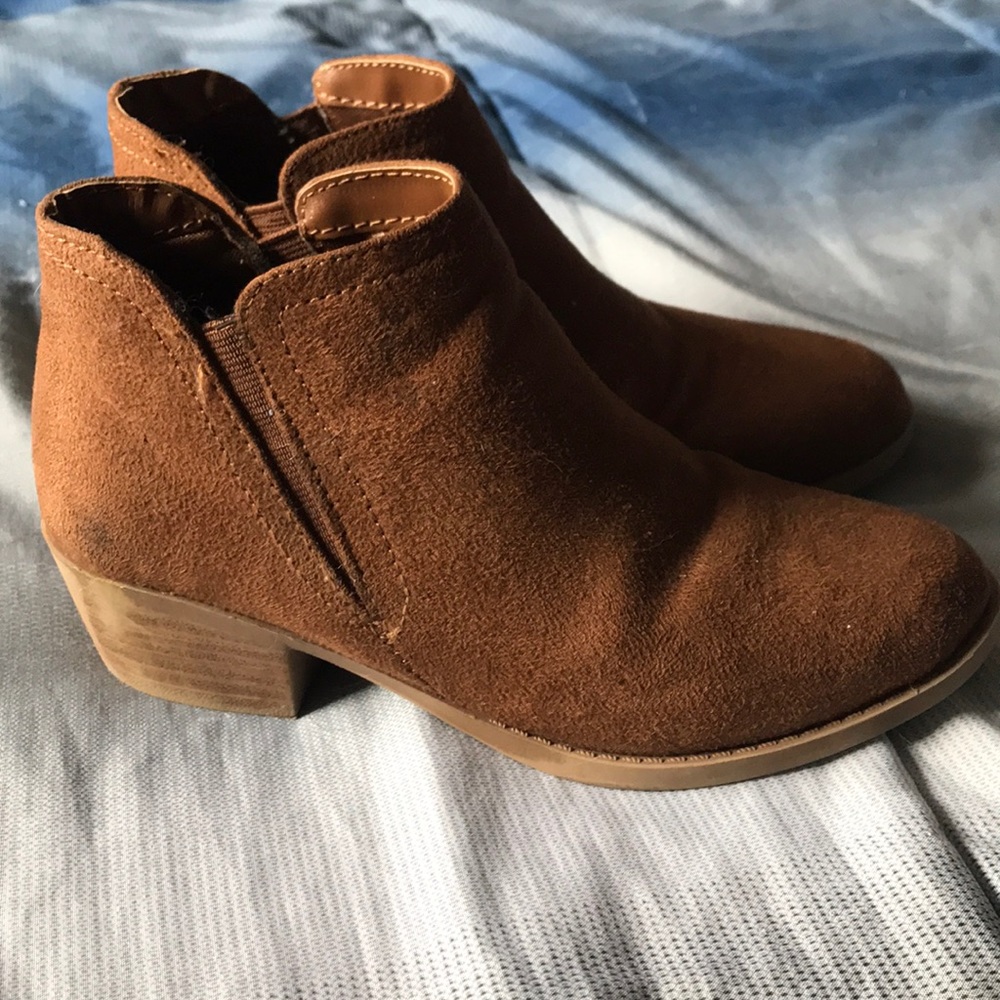 Girl booties